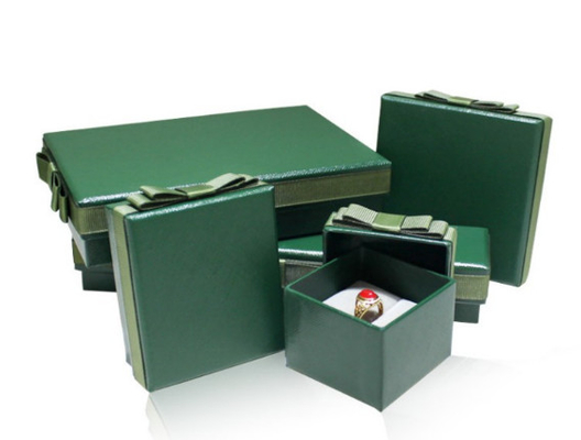 Christmas Deco Gift Packaging Box Paper Box Jewelry Box with Ribbon